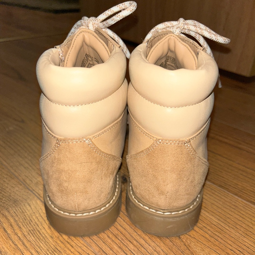 Universal Thread Boots - image 3